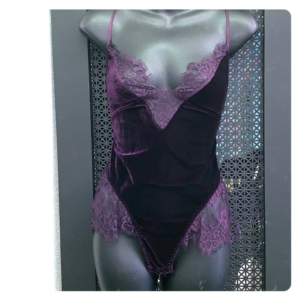 Velvet Teddy